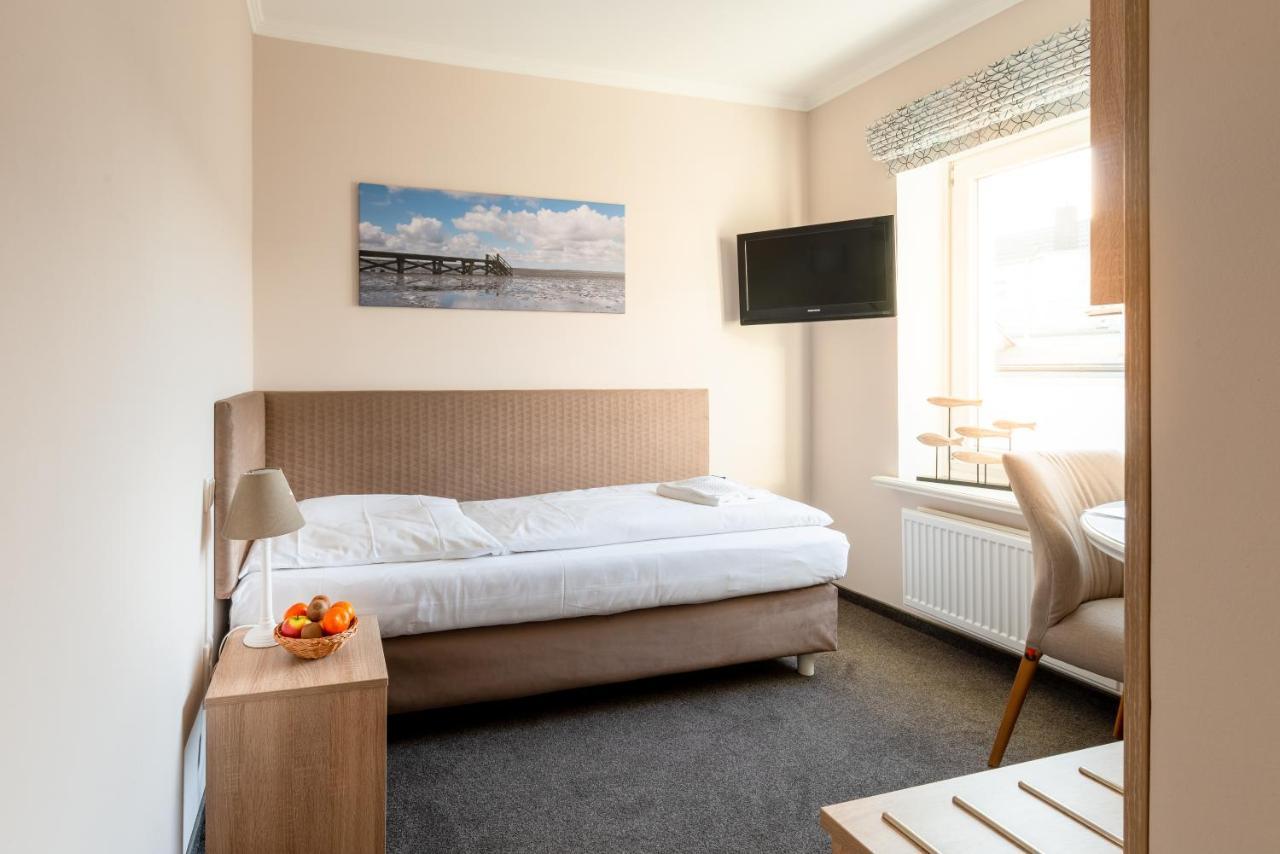 Nordsee-Hotel Hinrichsen Husum  Extérieur photo